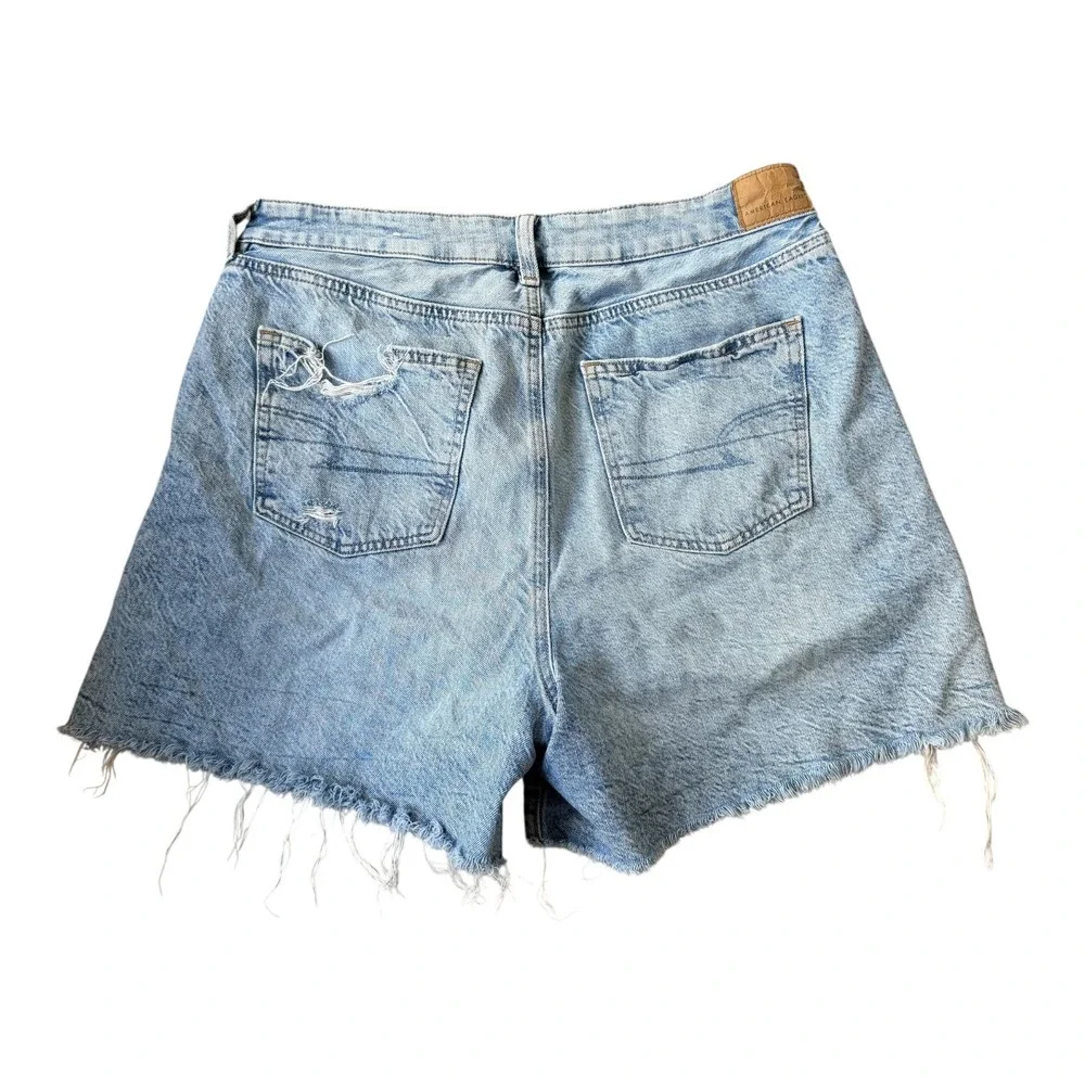 American Eagle Mom Shorts Women's 10 High Rise Baggy Festival Distressed Denim